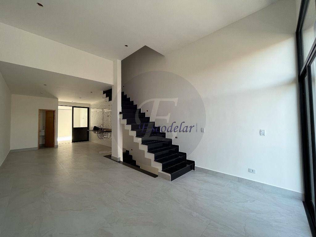 Sobrado à venda com 3 quartos, 155m² - Foto 4