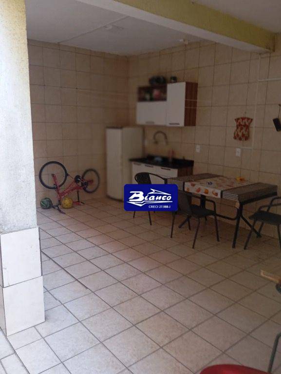 Sobrado à venda com 3 quartos, 95m² - Foto 4