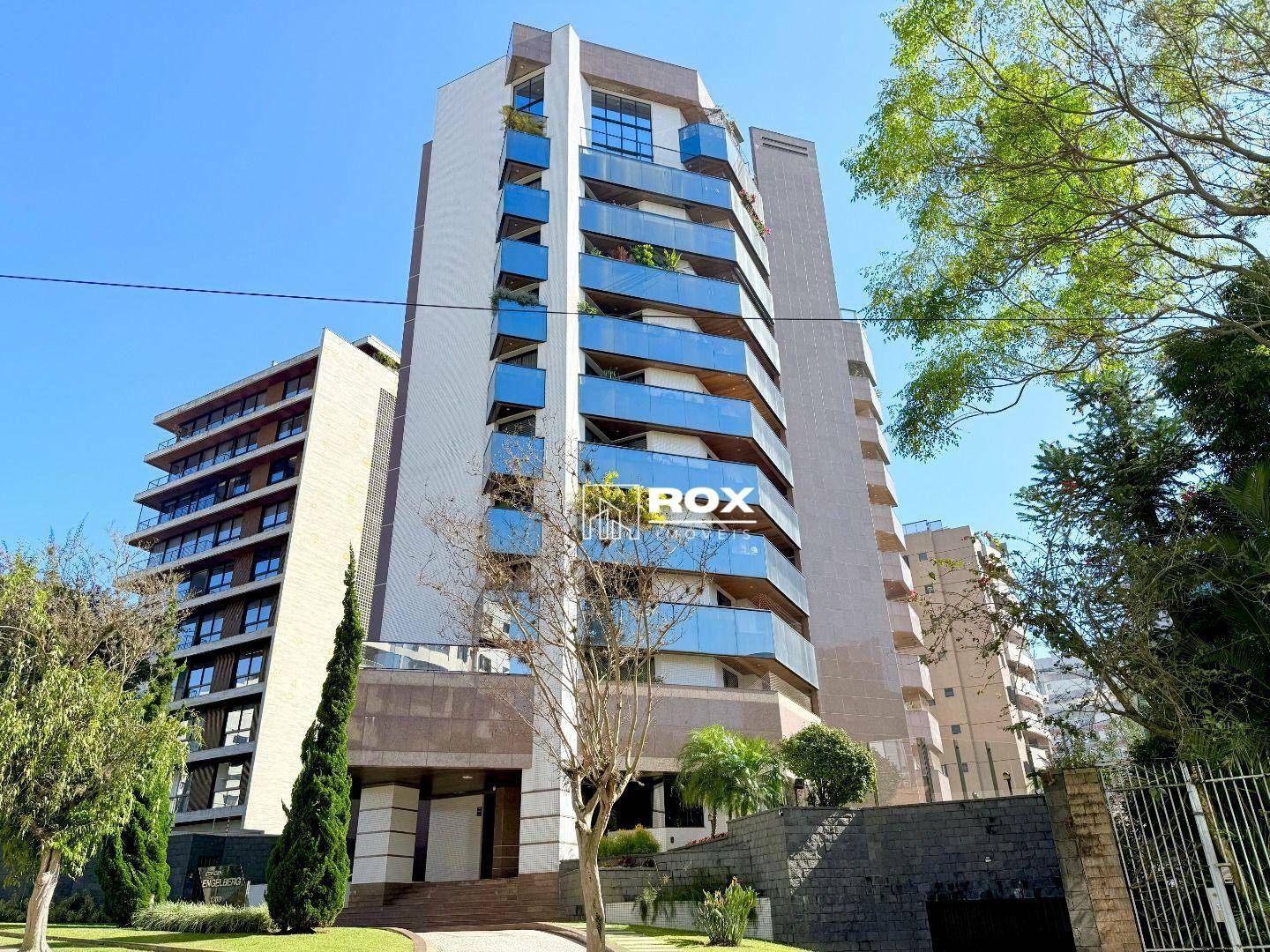 Apartamento para alugar com 4 quartos, 428m² - Foto 59