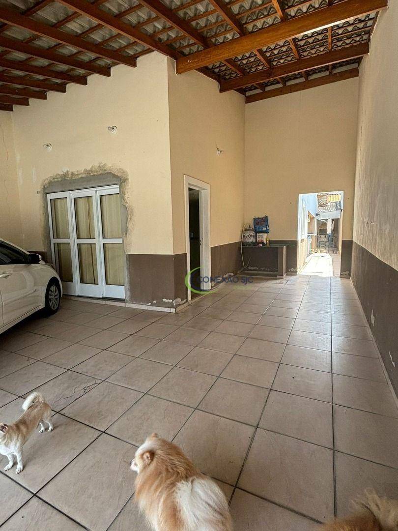 Casa à venda com 2 quartos, 150m² - Foto 3