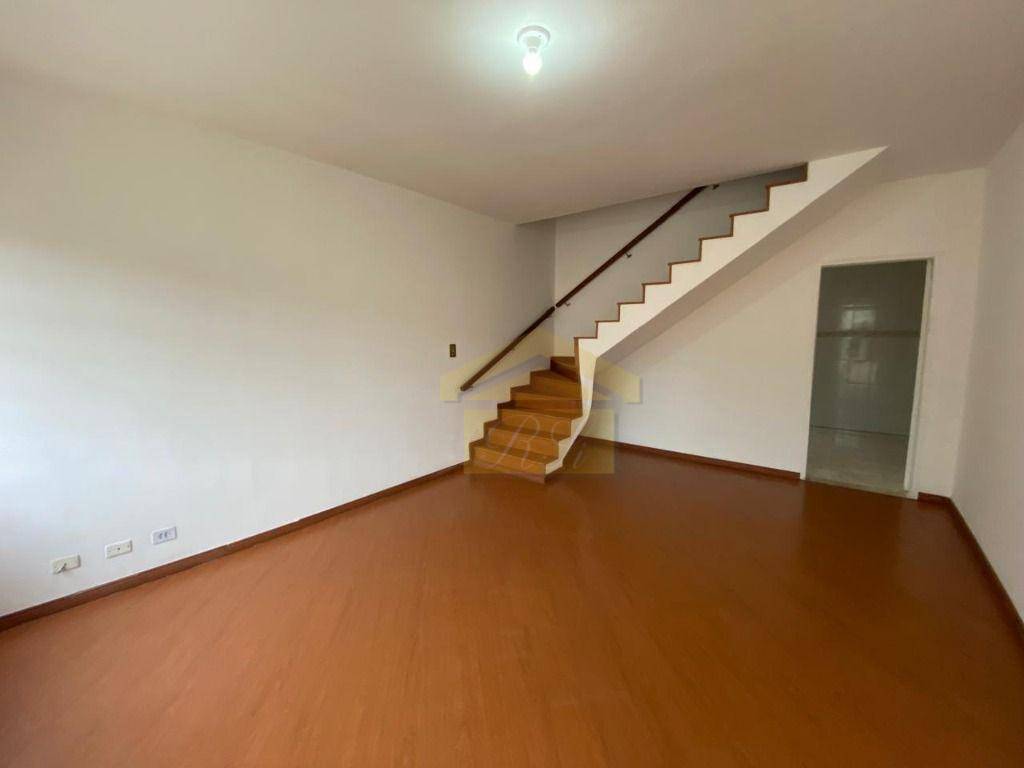 Sobrado à venda com 3 quartos, 150m² - Foto 3