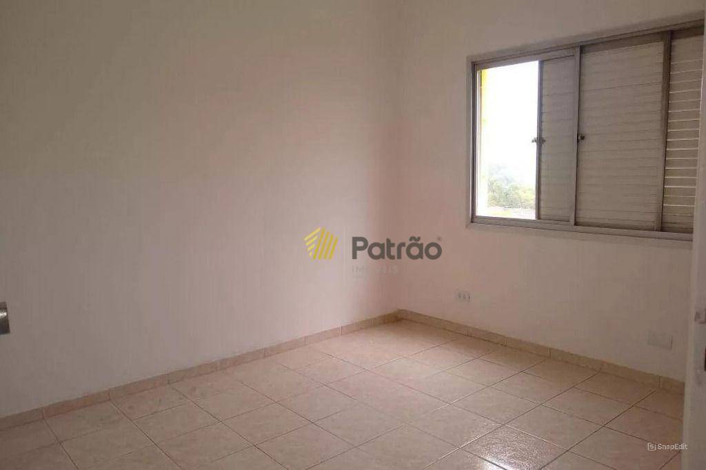 Apartamento à venda com 2 quartos, 70m² - Foto 4