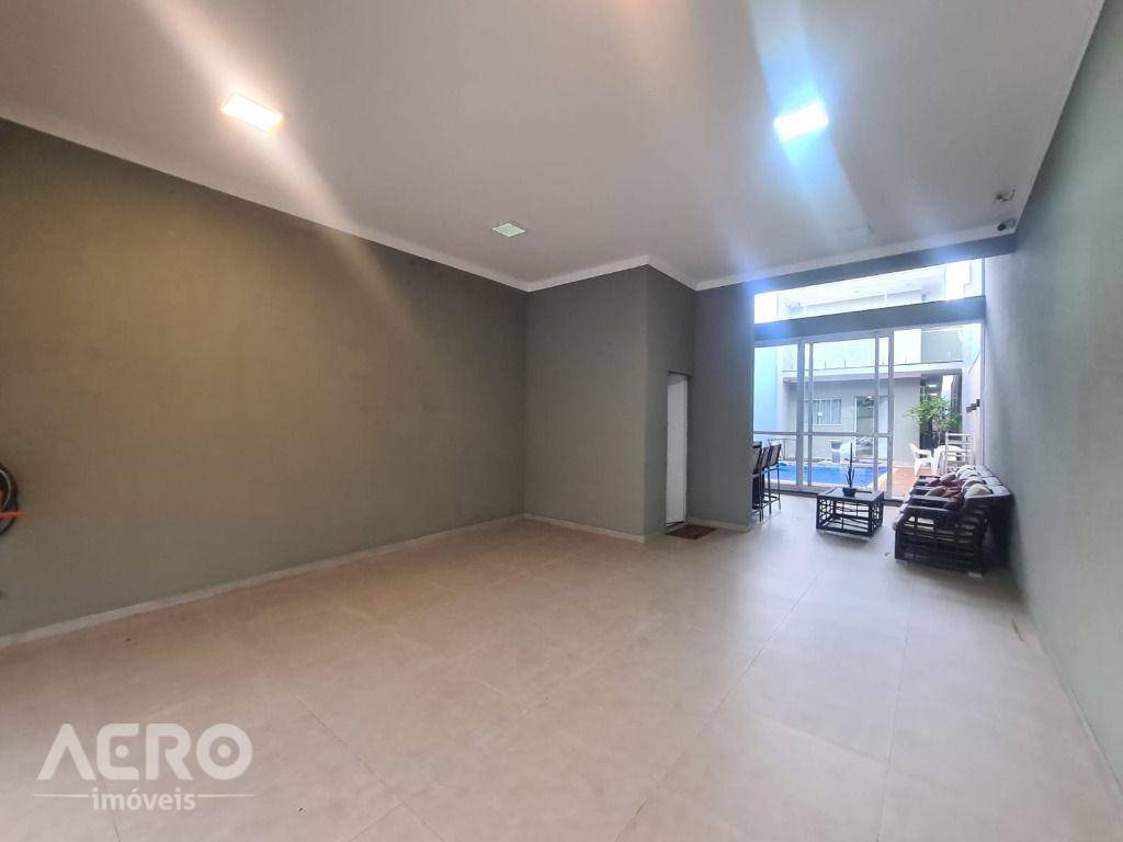 Casa à venda com 3 quartos, 260m² - Foto 31