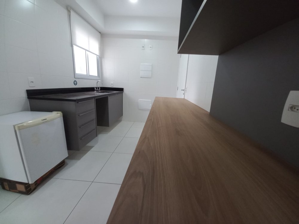 Apartamento à venda com 3 quartos, 134m² - Foto 6