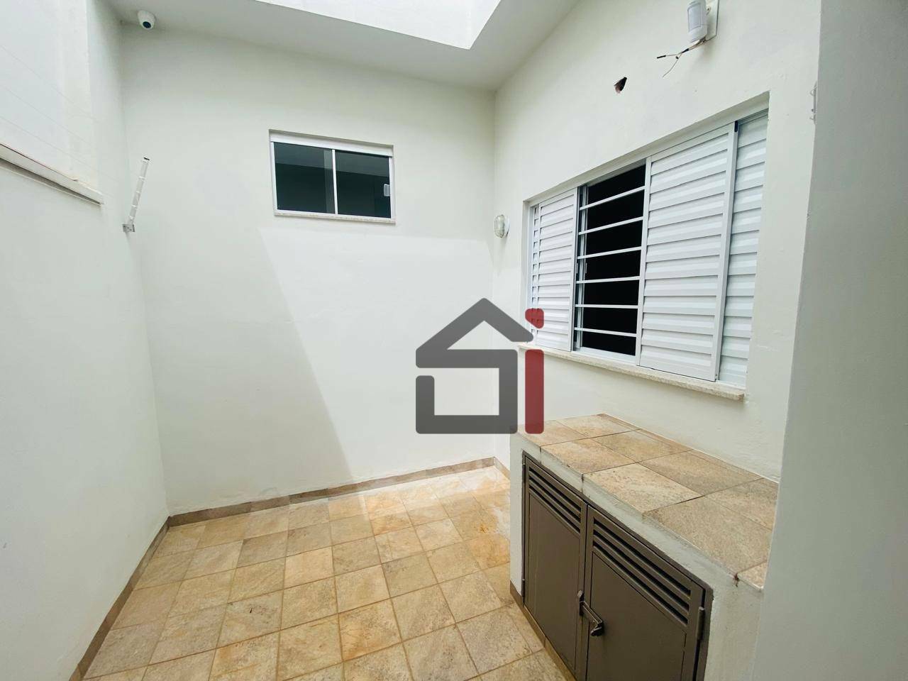 Casa à venda com 3 quartos, 104m² - Foto 14