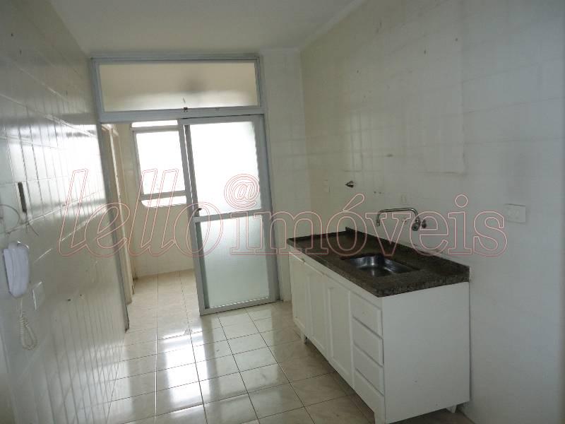 Apartamento para alugar com 3 quartos, 110m² - Foto 13