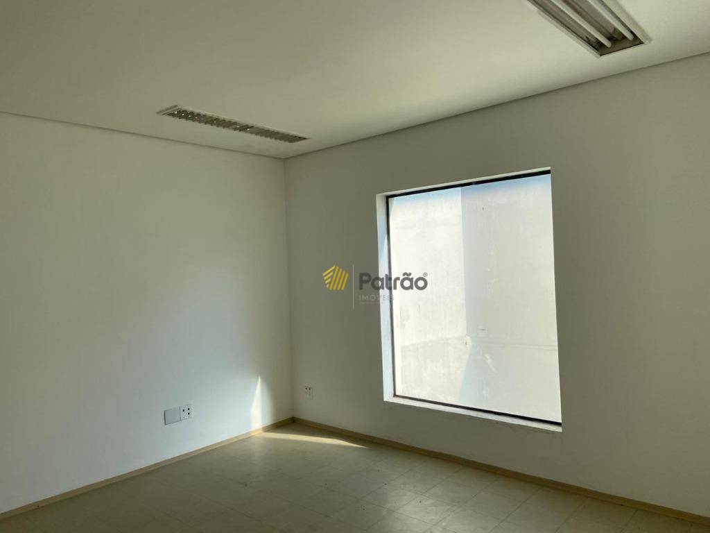 Casa para alugar com 12 quartos, 544m² - Foto 22