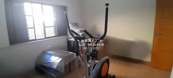 Casa, 4 quartos, 207 m² - Foto 11