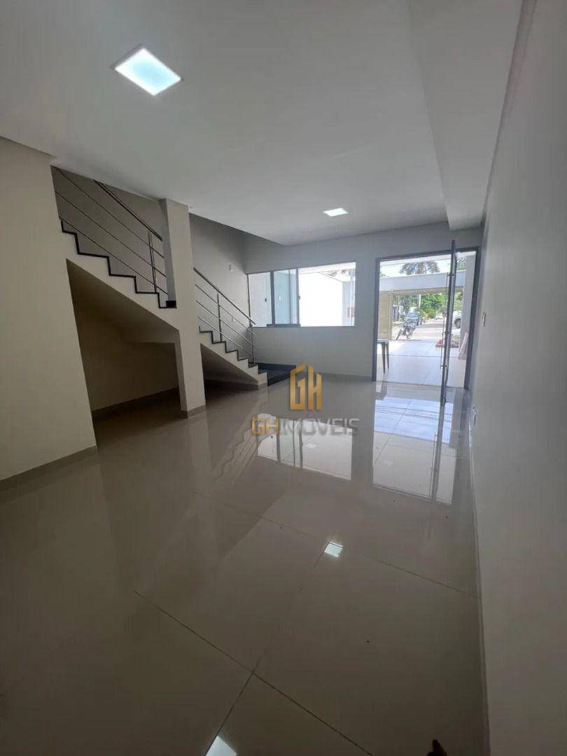 Sobrado à venda com 4 quartos, 210m² - Foto 4