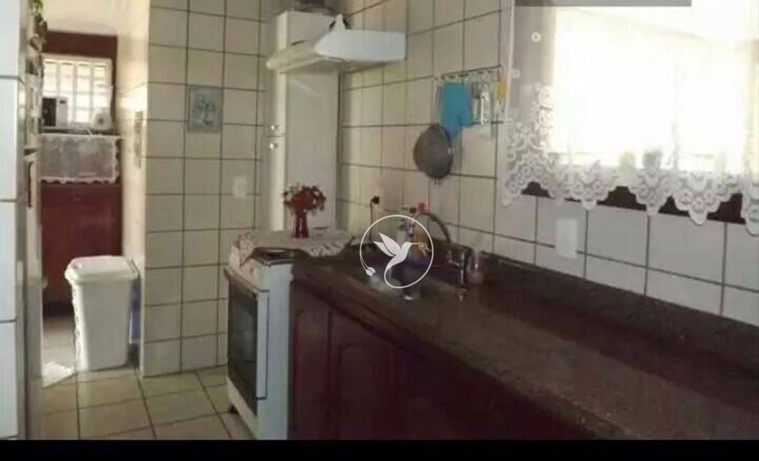 Casa de Condomínio à venda com 3 quartos, 180m² - Foto 8