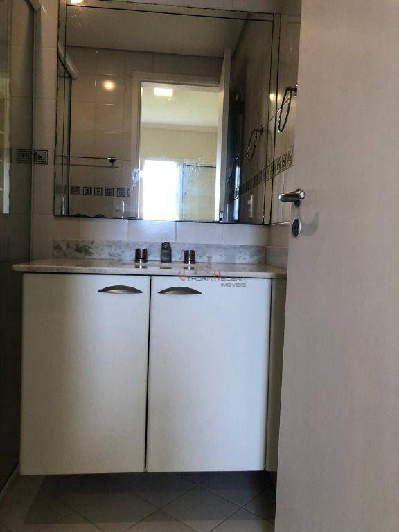 Apartamento à venda com 2 quartos, 75m² - Foto 22