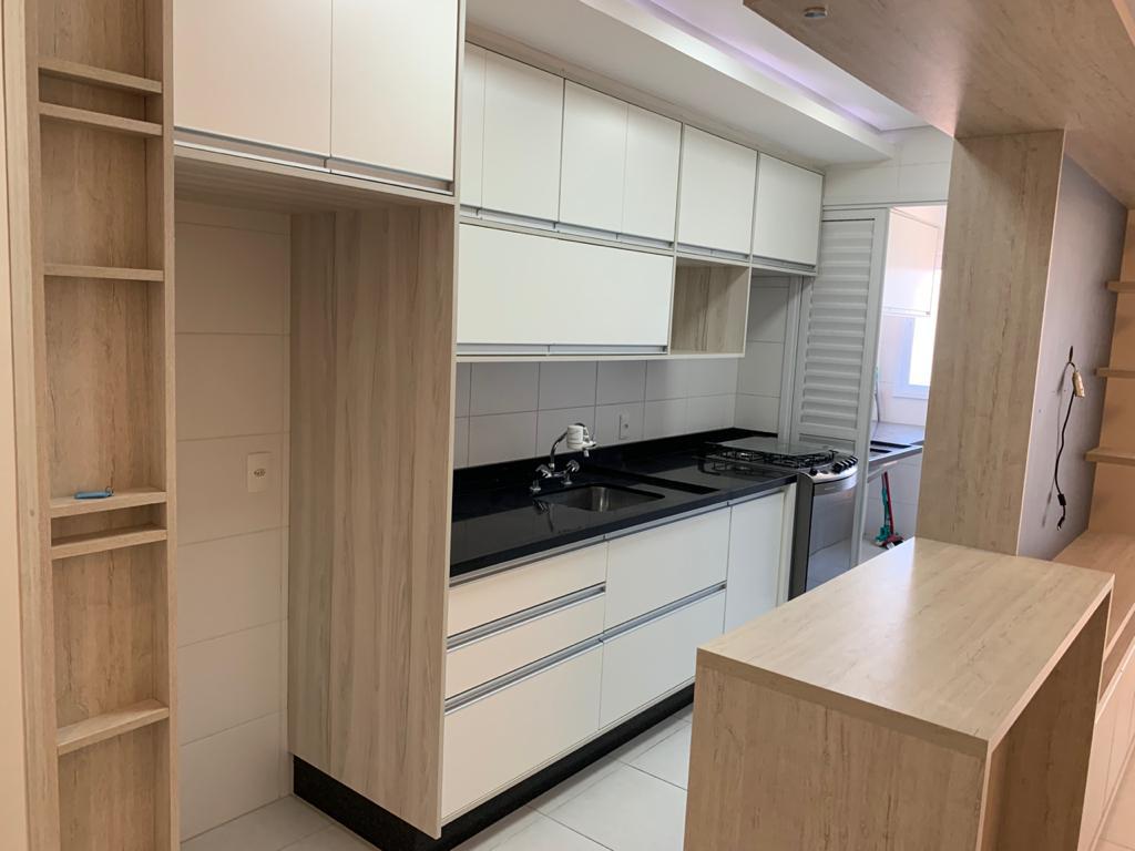 Apartamento à venda com 2 quartos, 70m² - Foto 6