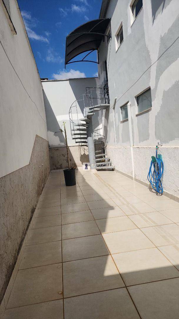 Casa à venda com 2 quartos, 140m² - Foto 12