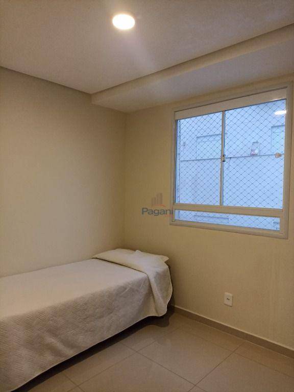 Apartamento para alugar com 3 quartos, 78m² - Foto 12
