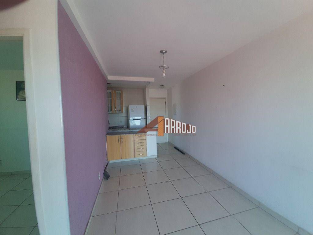 Apartamento à venda com 2 quartos, 50m² - Foto 4