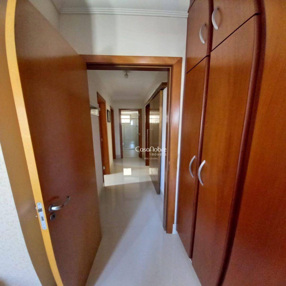 Apartamento à venda com 3 quartos, 137m² - Foto 21