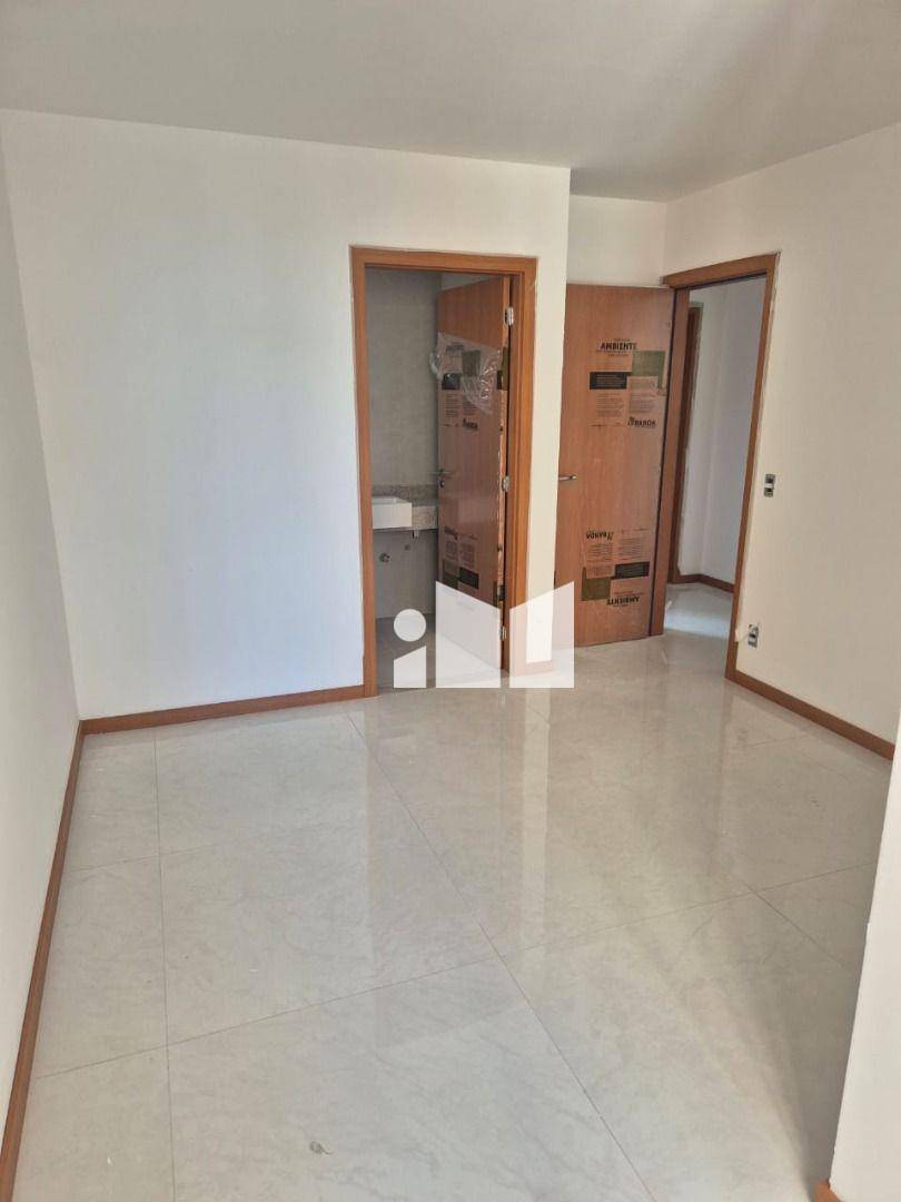 Apartamento à venda com 3 quartos, 95m² - Foto 10