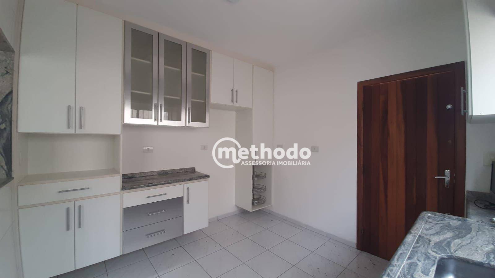 Casa à venda com 3 quartos, 200m² - Foto 16