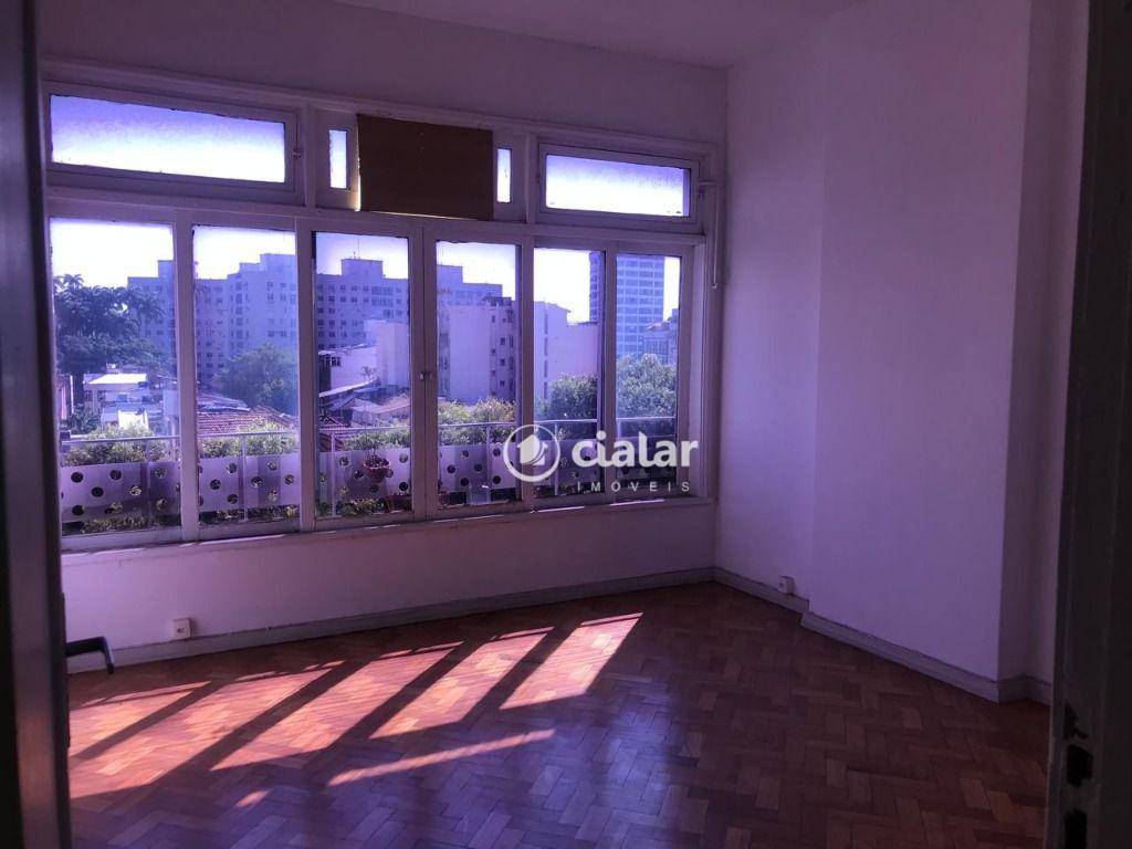 Apartamento à venda com 3 quartos, 115m² - Foto 11