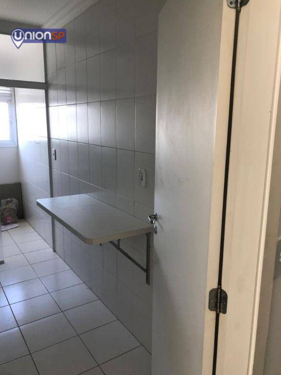 Apartamento à venda com 2 quartos, 62m² - Foto 12