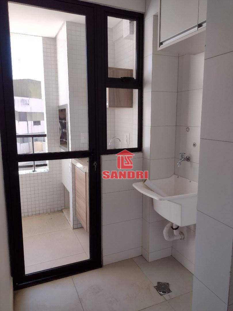 Apartamento para alugar com 2 quartos, 47m² - Foto 5