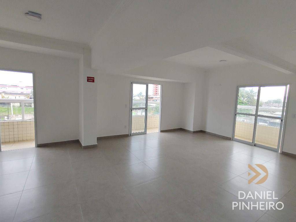 Apartamento à venda com 2 quartos, 64m² - Foto 17