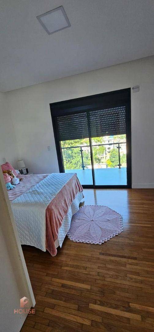 Casa de Condomínio à venda com 3 quartos, 300m² - Foto 38