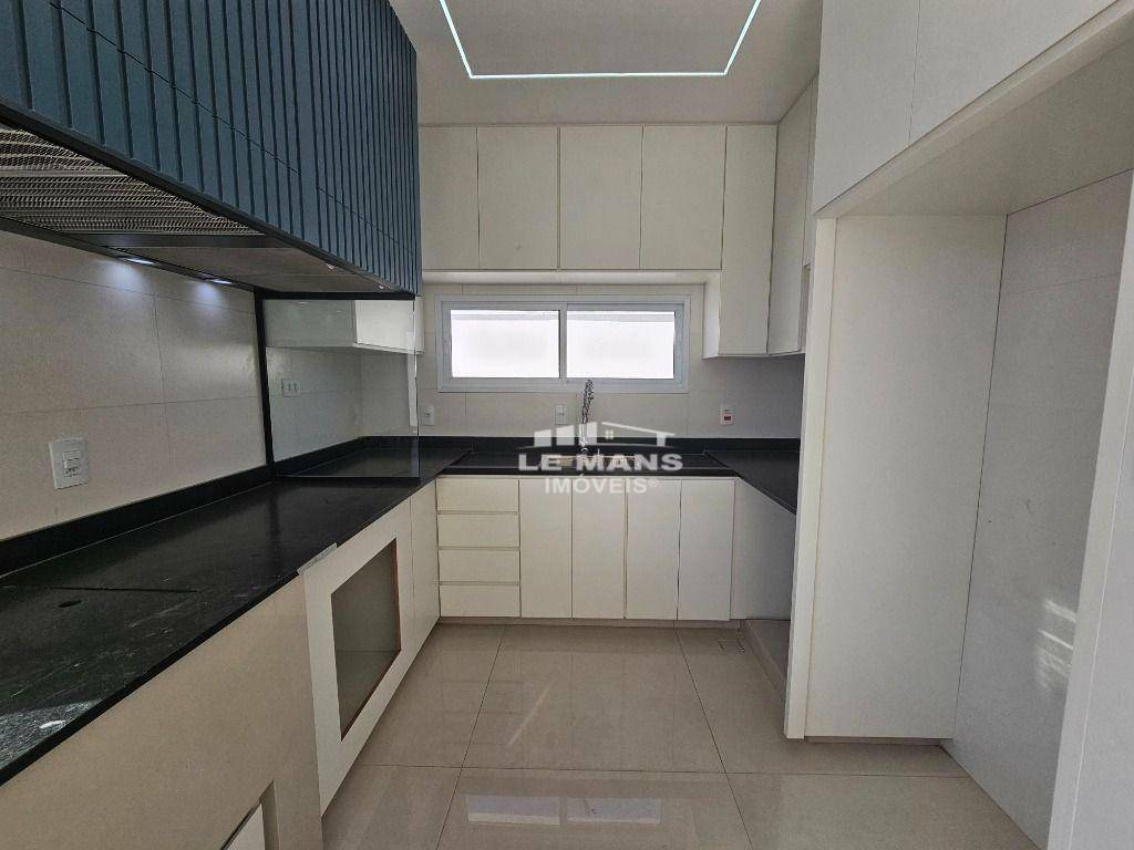 Casa de Condomínio à venda com 3 quartos, 211m² - Foto 11