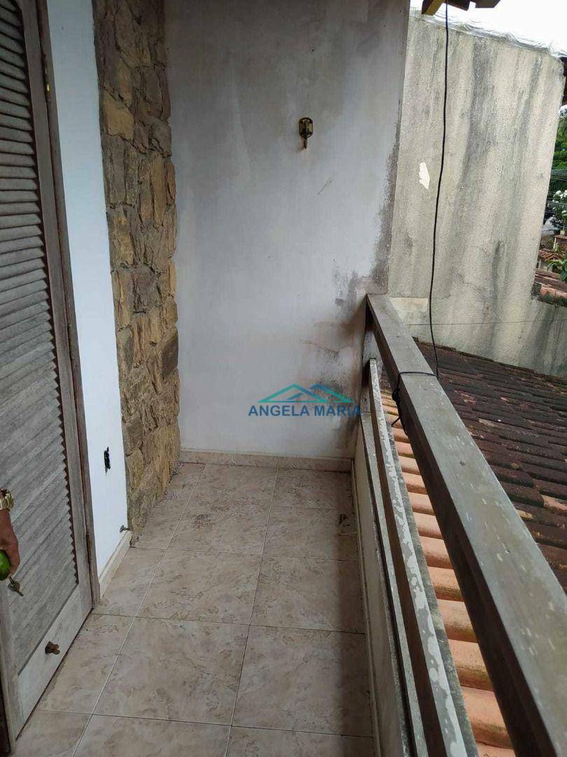 Chácara à venda com 7 quartos, 200m² - Foto 9