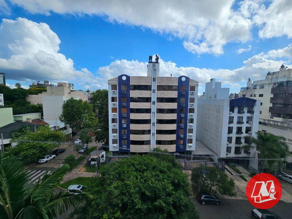 Apartamento para alugar com 3 quartos, 107m² - Foto 11