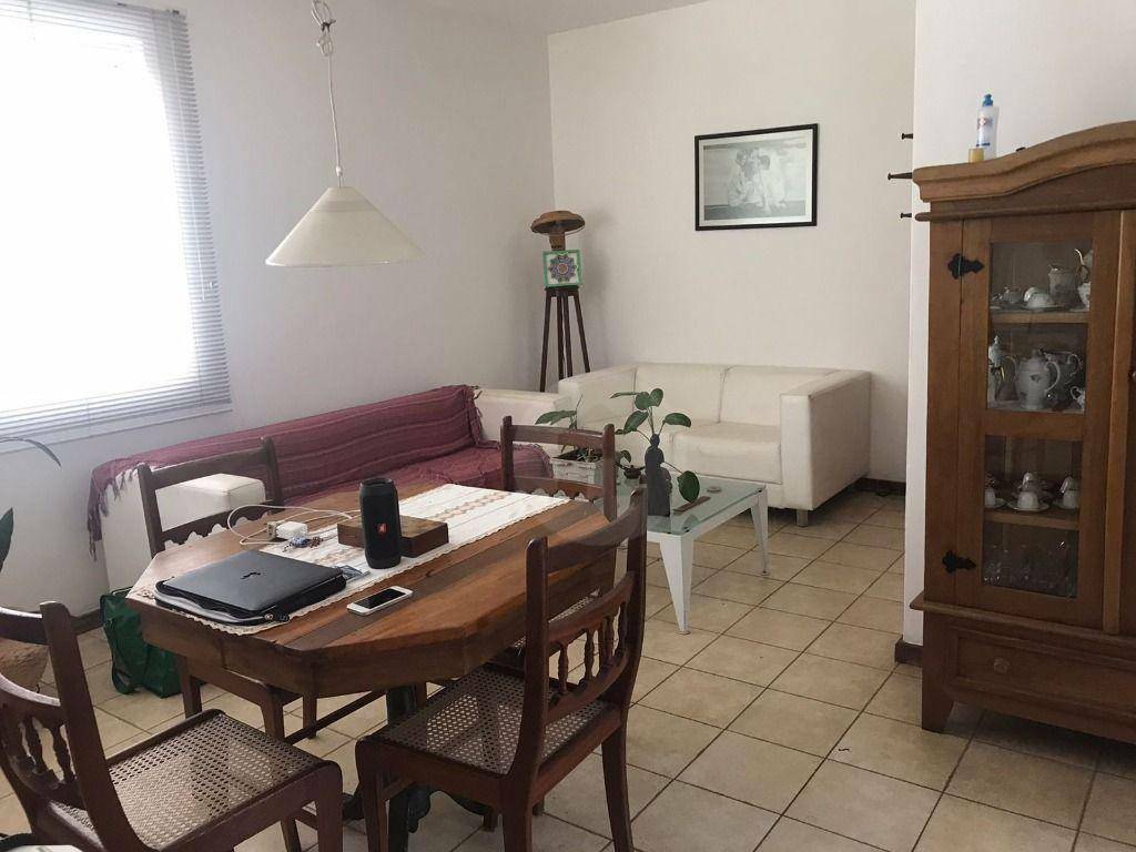 Apartamento à venda com 2 quartos, 75m² - Foto 10