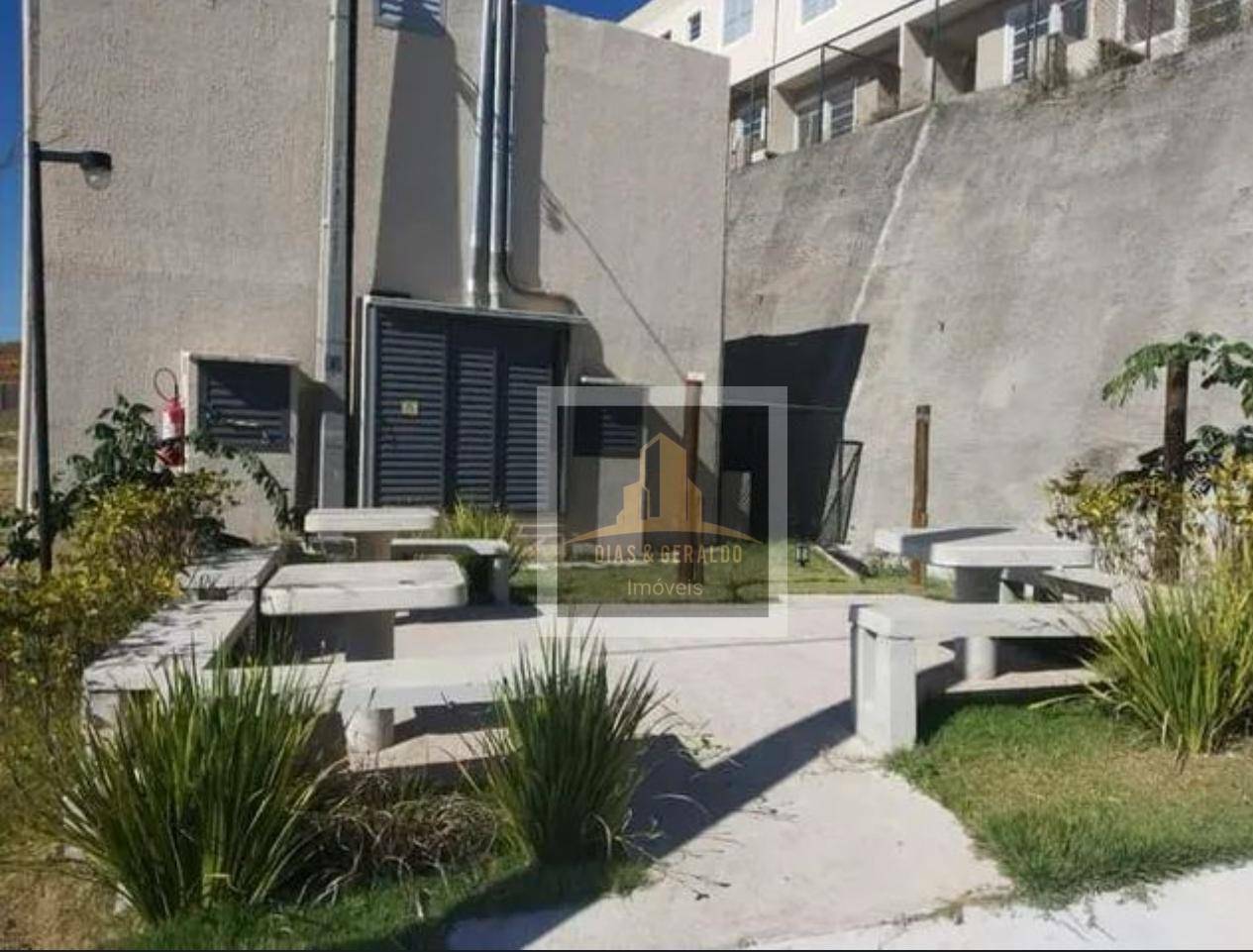 Apartamento à venda com 2 quartos, 43m² - Foto 17