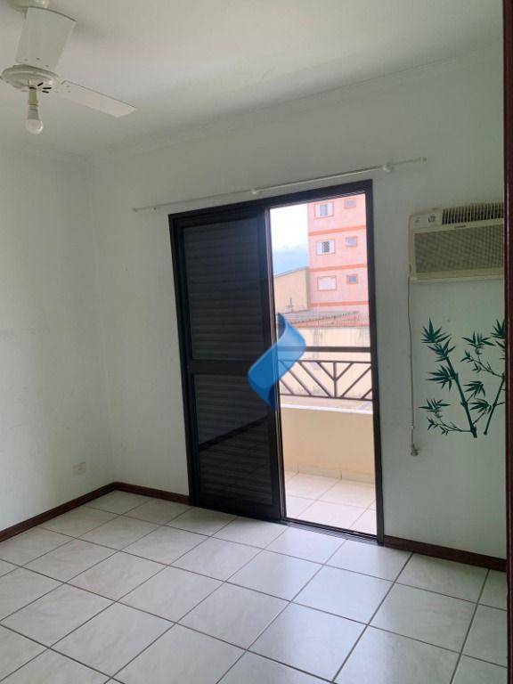 Apartamento à venda com 2 quartos, 79m² - Foto 11