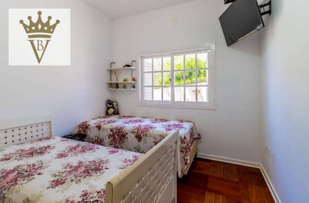 Casa à venda com 3 quartos, 380m² - Foto 12