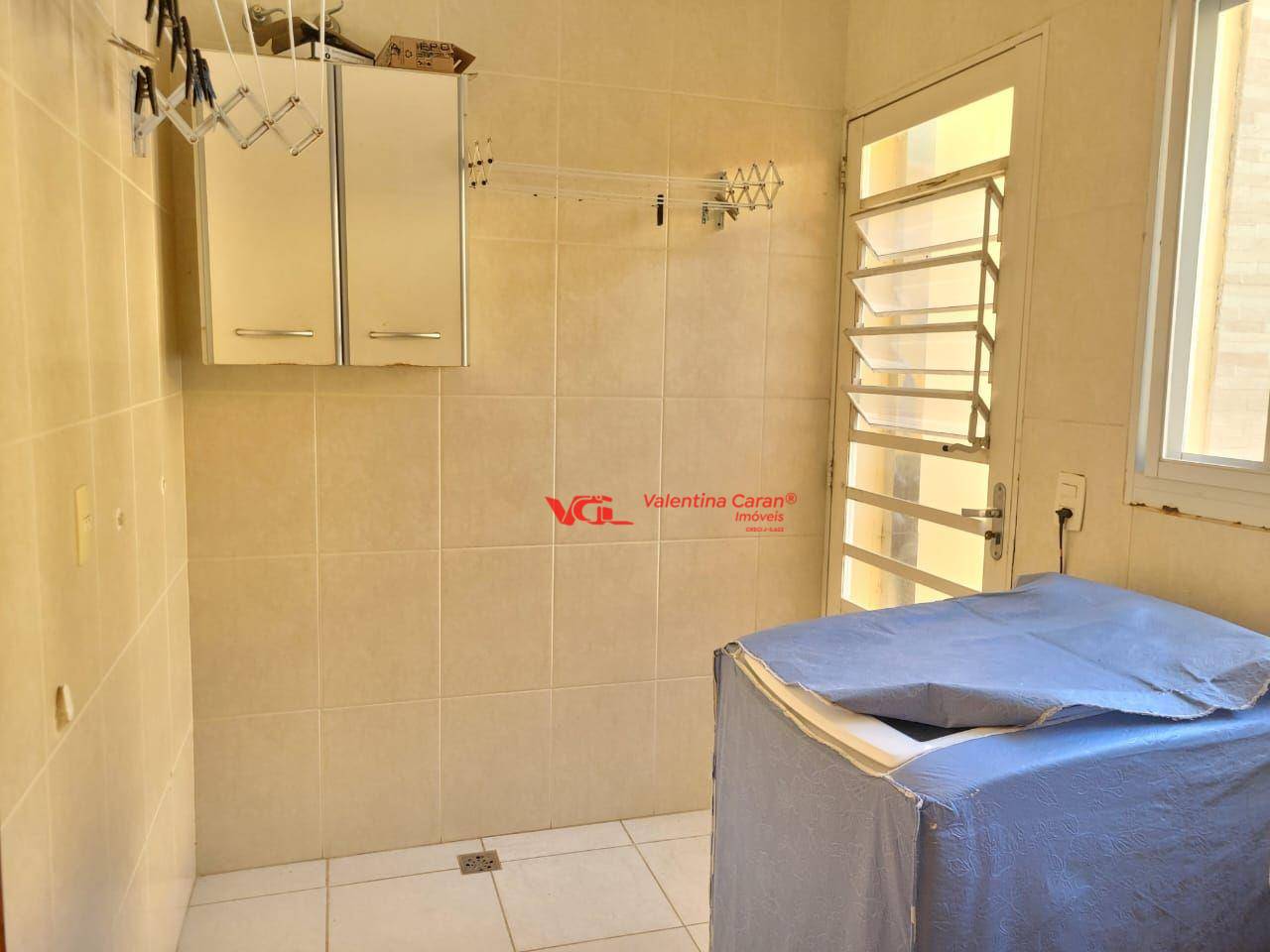 Casa de Condomínio à venda com 4 quartos, 215m² - Foto 29