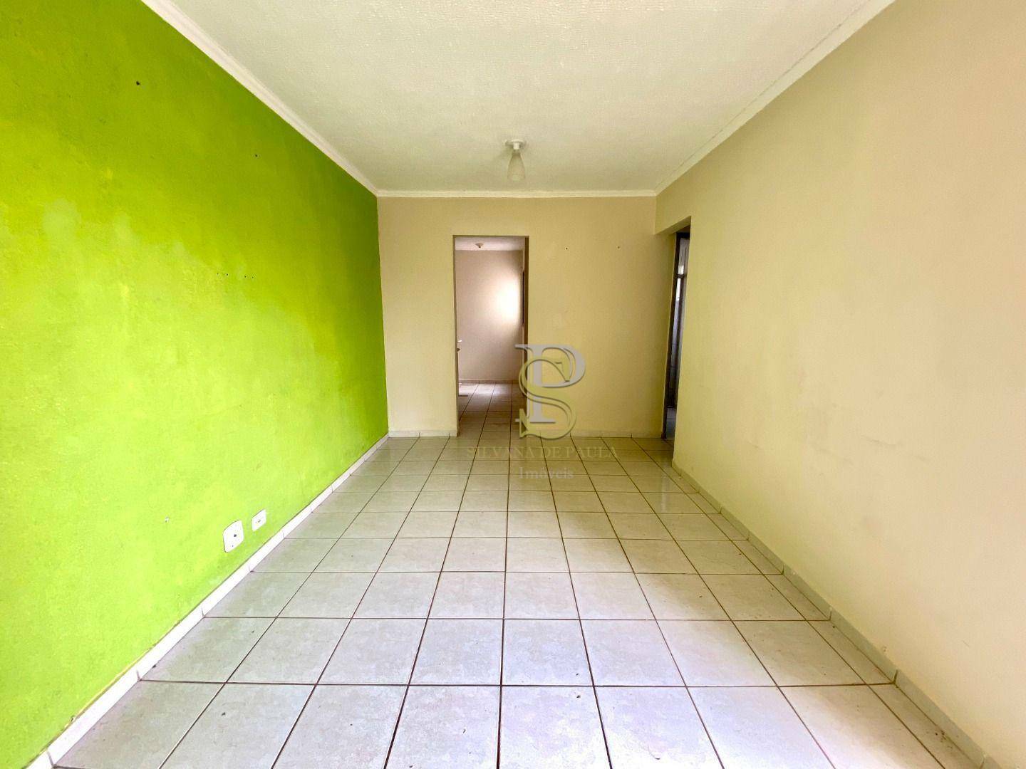 Apartamento para alugar com 2 quartos, 46m² - Foto 4