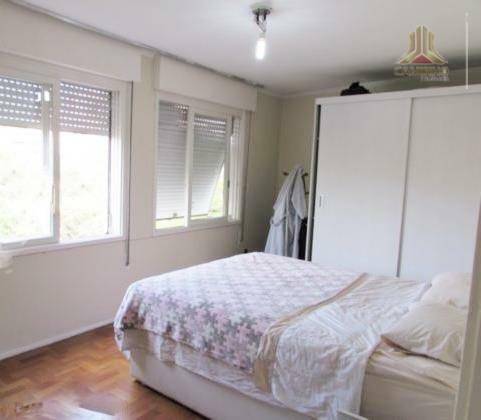 Apartamento à venda com 2 quartos, 75m² - Foto 2