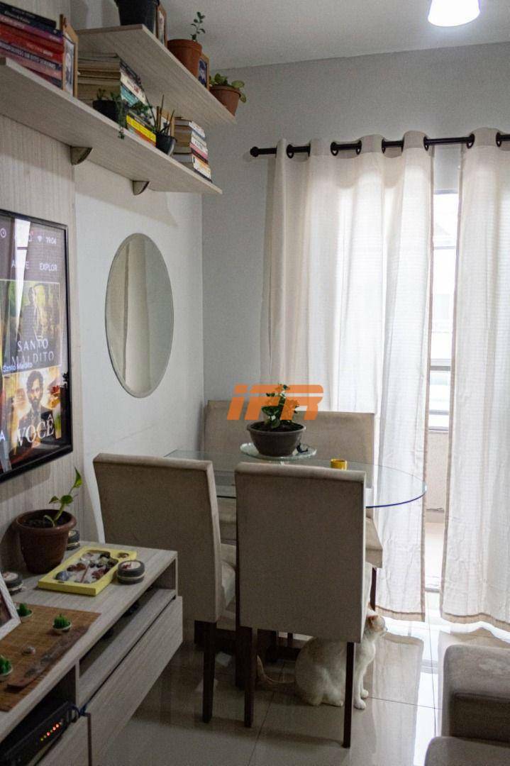 Apartamento para alugar com 2 quartos, 48m² - Foto 11