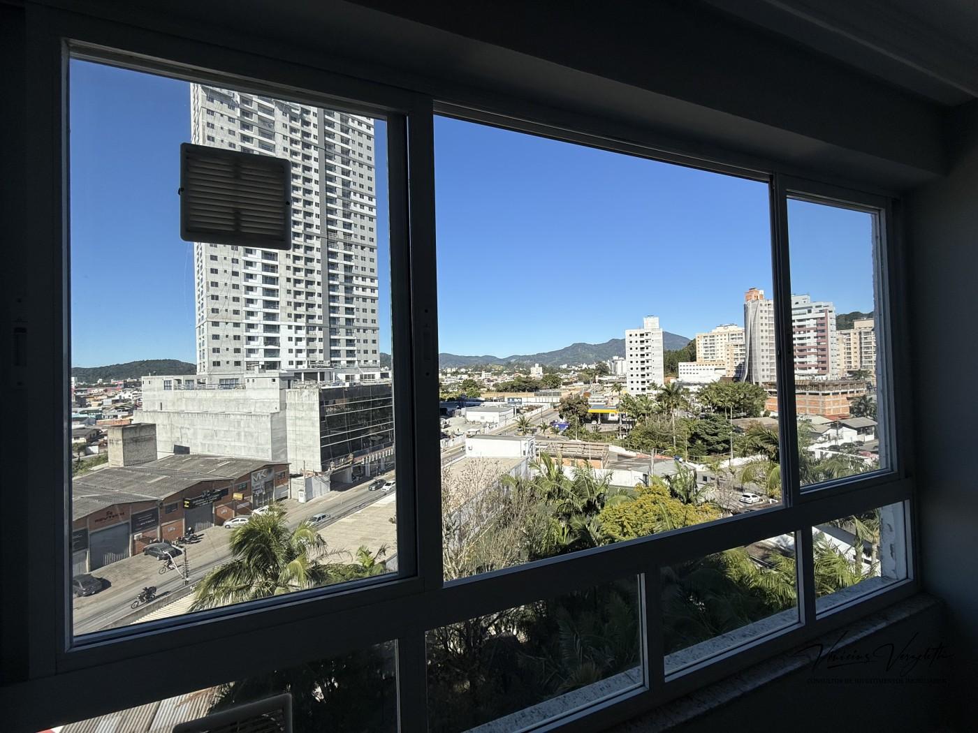 Apartamento à venda com 2 quartos, 78m² - Foto 3
