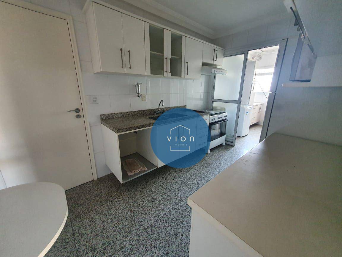 Apartamento para alugar com 3 quartos, 101m² - Foto 2