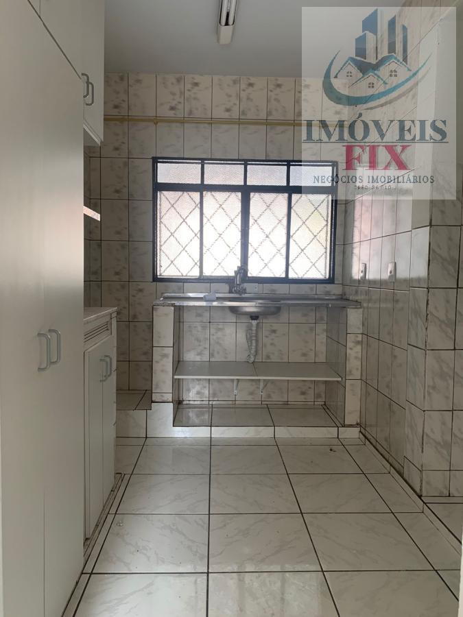 Casa à venda com 4 quartos, 180m² - Foto 6