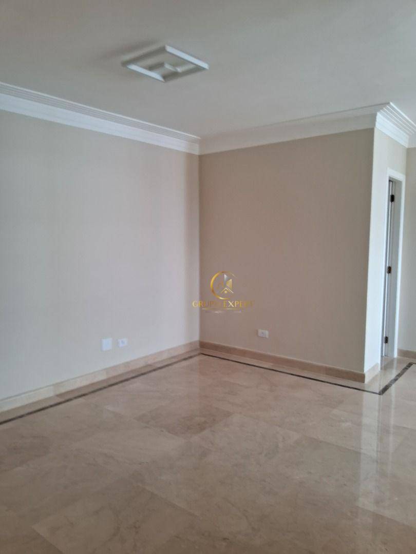 Apartamento à venda com 3 quartos, 184m² - Foto 7