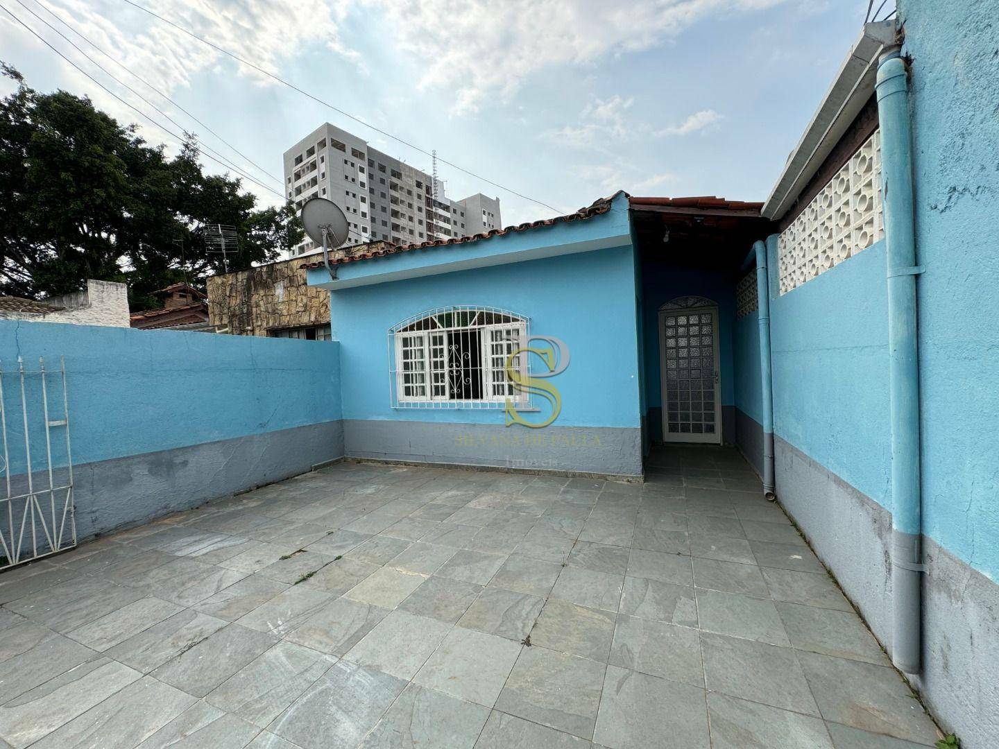 Casa à venda com 3 quartos, 116m² - Foto 2