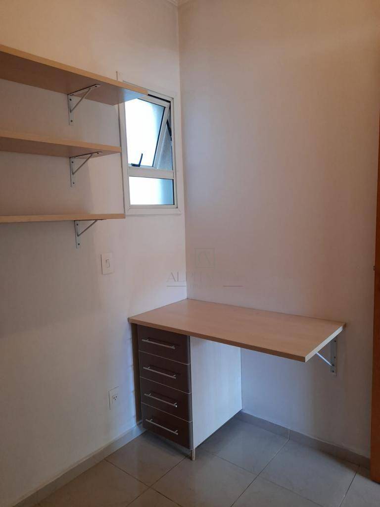 Apartamento para alugar com 3 quartos, 139m² - Foto 5