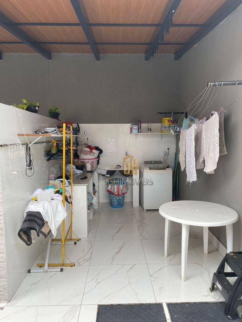 Casa à venda com 3 quartos, 250m² - Foto 10