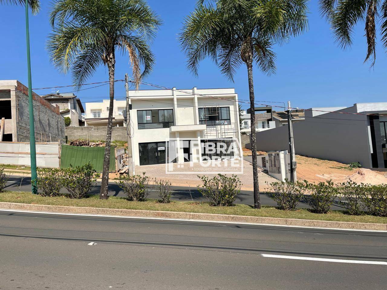 Loja-Salão para alugar, 127m² - Foto 1