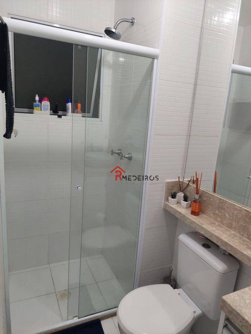 Apartamento à venda com 2 quartos, 64m² - Foto 17