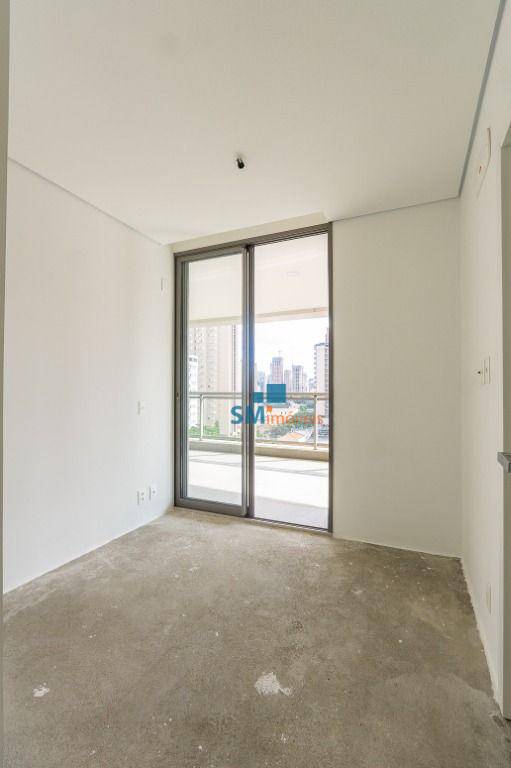 Apartamento à venda com 3 quartos, 134m² - Foto 17