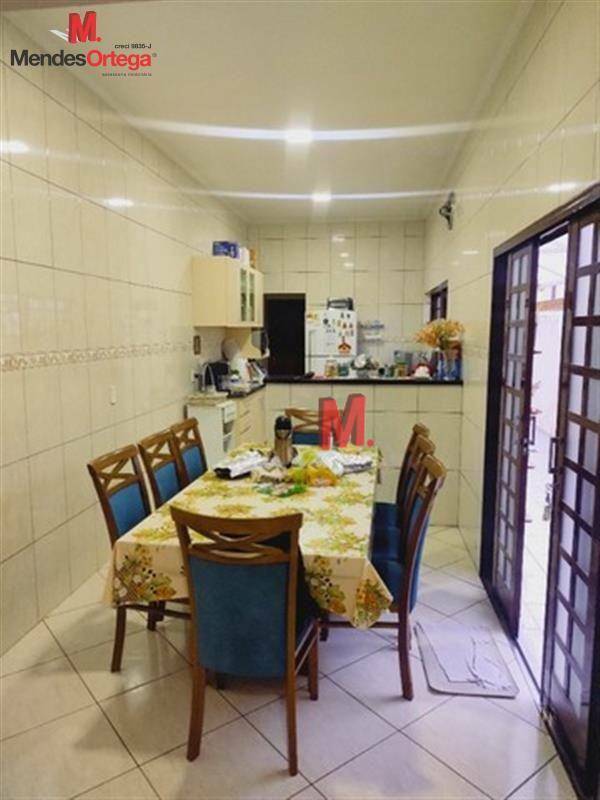 Casa à venda com 3 quartos, 175m² - Foto 18