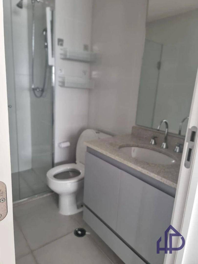 Apartamento para alugar com 2 quartos, 93m² - Foto 12